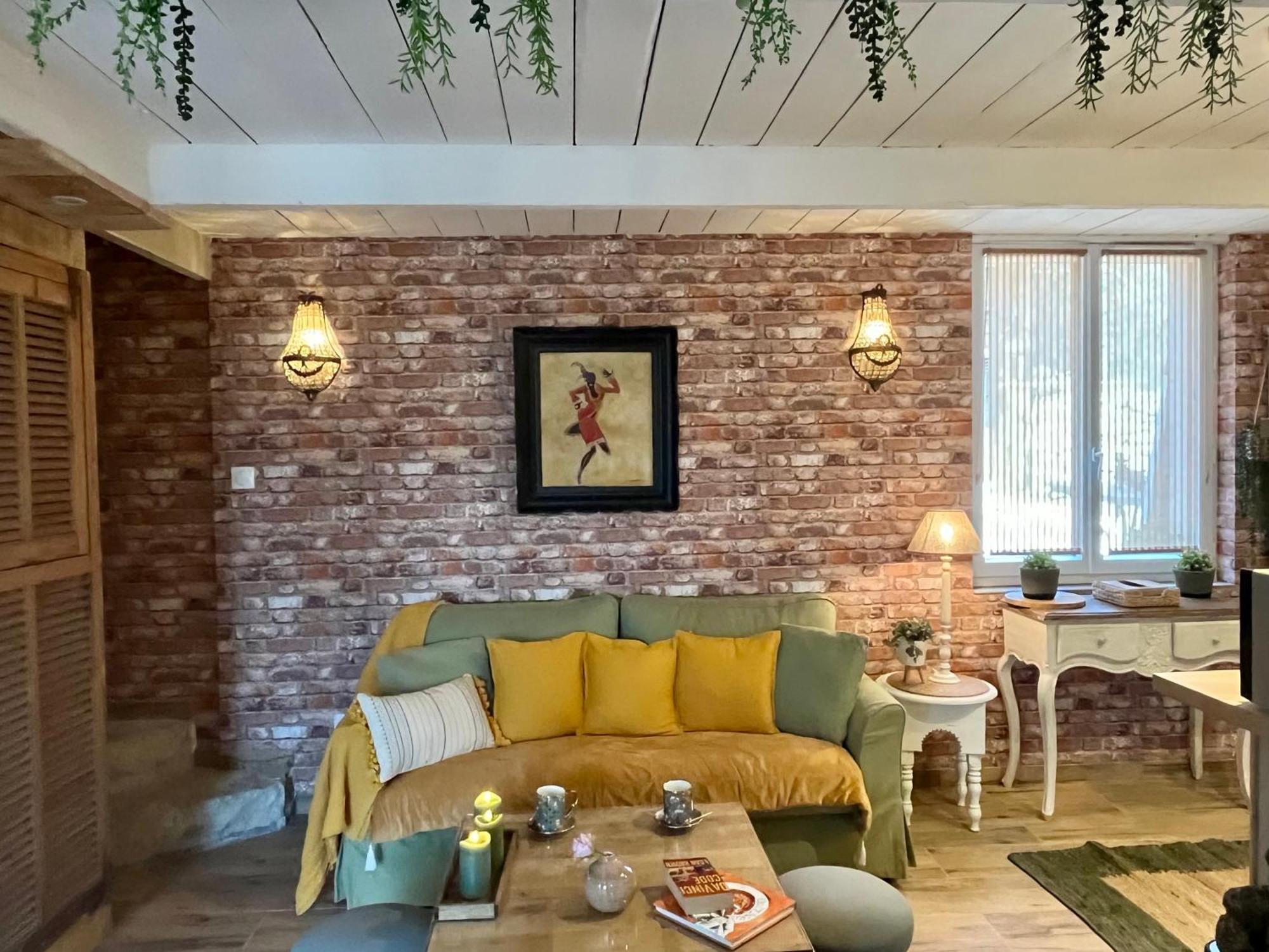 La Maison D'Eddy Et Caro Aux Portes Du Verdon Триганс Экстерьер фото